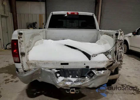 2010 Dodge Ram 1500 z USA, uszkodzony, nr VIN 1D7RV1GTXAS146934